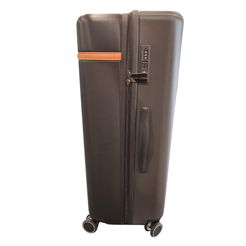 Lightweight Luggage include 3 sizes (20", 24", 28")